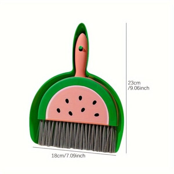 1713252460666-5002a38c5e2c4796a5b90688f51d0cd7-goods.jpeg Mini Desk Dustpan & Brush Cleaning Set