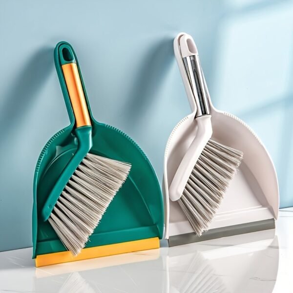 4ab544a3-816e-40b1-956b-588cafe8b419.jpg Minimalist Dustpan & Brush Set