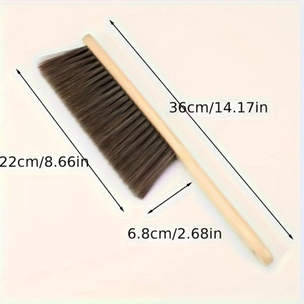 8ce5a12e-e4e9-447b-8967-7b194d12fa95.jpg Premium Horsehair Broom with Wooden Handle